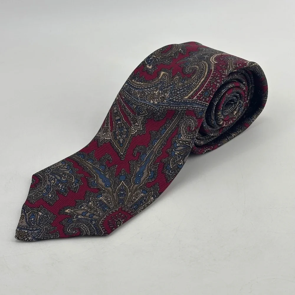 Brooks Brothers Paisley Tie Mens OS Burgundy Blue Silk Neckband